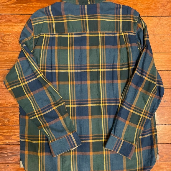 Woolrich Button Down - Picture 5 of 9